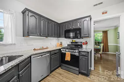15310 Orkney Court, Charlotte, NC 28278 - Photo 13