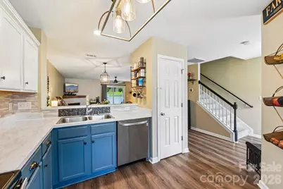 969 Heritage Parkway, Fort Mill, SC 29715 - Photo 5