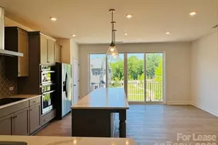 7044 Westrow Ave, Charlotte, NC 28278 - Photo 11