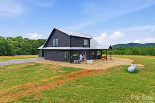 211 Race Path Rd, Union Grove, NC 28689 - Photo 3