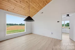 211 Race Path Rd, Union Grove, NC 28689 - Photo 25