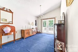 10730 Coachman Cir, Charlotte, NC 28277 - Photo 7