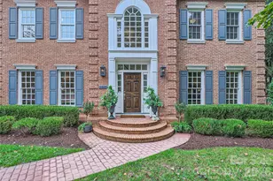 2560 Morrocroft Ln, Charlotte, NC 28211 - Photo 3