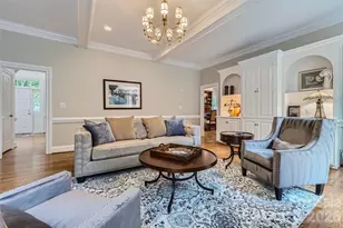 2560 Morrocroft Ln, Charlotte, NC 28211 - Photo 9