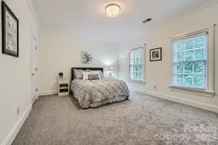 2560 Morrocroft Ln, Charlotte, NC 28211 - Photo 33