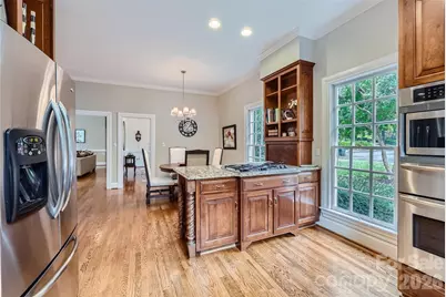 2560 Morrocroft Lane, Charlotte, NC 28211 - Photo 15