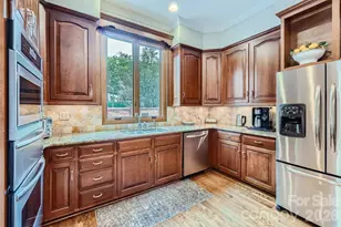 2560 Morrocroft Ln, Charlotte, NC 28211 - Photo 15
