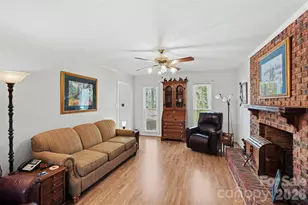 1060 Orchard Ct, Fort Mill, SC 29715 - Photo 5
