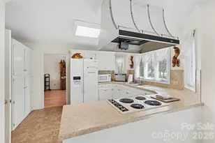 1060 Orchard Ct, Fort Mill, SC 29715 - Photo 7