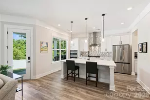 1002 Parkes St, Matthews, NC 28105 - Photo 9