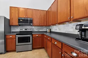 8807 Heartleaf Rd, Charlotte, NC 28227 - Photo 15