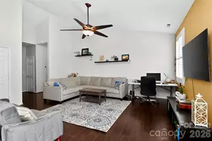 8807 Heartleaf Rd, Charlotte, NC 28227 - Photo 11