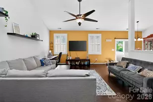 8807 Heartleaf Rd, Charlotte, NC 28227 - Photo 9