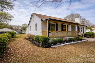 1033 Tracy Dr, Charlotte, NC 28217 - Photo 3