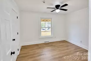 1033 Tracy Dr, Charlotte, NC 28217 - Photo 27