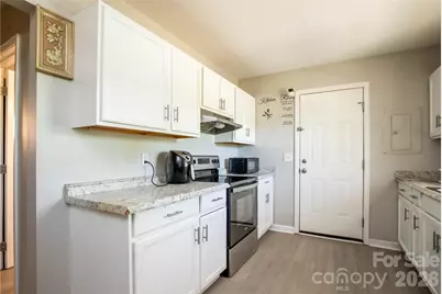 1913 Freeman Mill Road, Greensboro, NC 27406 - Photo 5