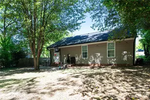 1913 Freeman Mill Rd, Greensboro, NC 27406 - Photo 3
