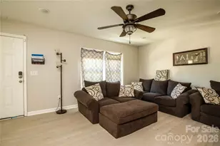 1913 Freeman Mill Rd, Greensboro, NC 27406 - Photo 9