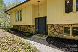 100 Greenbriar Ave, Flat Rock, NC 28731 - Photo 7