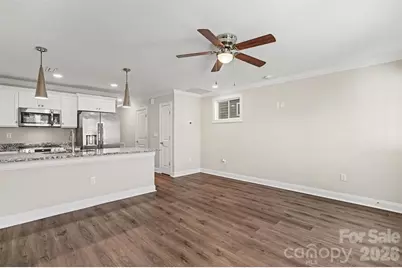 1006 10th Avenue NE, Hickory, NC 28601 - Photo 11