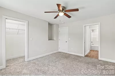 1006 10th Avenue NE, Hickory, NC 28601 - Photo 15