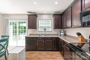 4166 Cordell Ct, Midland, NC 28107 - Photo 9