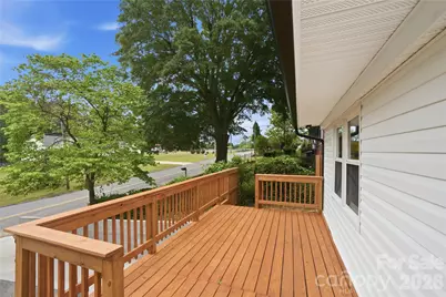 921 Green Circle Drive, Gastonia, NC 28054 - Photo 33