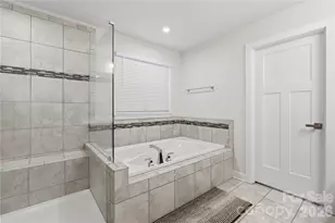 10158 Paper Birch Dr, Charlotte, NC 28215 - Photo 39
