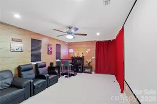 10158 Paper Birch Dr, Charlotte, NC 28215 - Photo 23