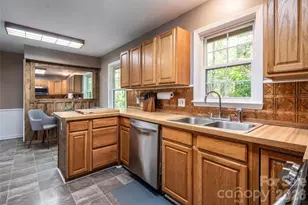 22 Otter Ln, Candler, NC 28715 - Photo 13