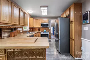 22 Otter Ln, Candler, NC 28715 - Photo 11