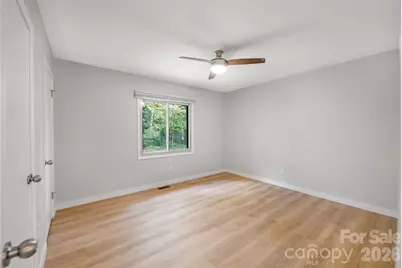 135 Scarlet Drive, Fletcher, NC 28732 - Photo 23