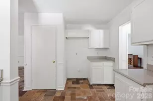 9701 Enid Ln, Matthews, NC 28105 - Photo 11