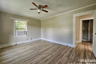 930 S Miller St, Gastonia, NC 28052 - Photo 3