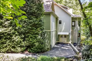 301 Gateway Dr, Hendersonville, NC 28739 - Photo 39