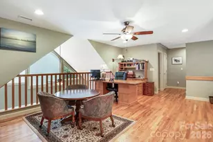 301 Gateway Dr, Hendersonville, NC 28739 - Photo 29