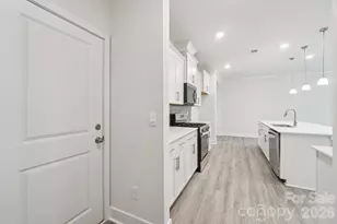 7685 Bainbridge Rd, Sherrills Ford, NC 28673 - Photo 15