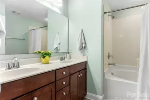 267 Hurston Circle, Charlotte, NC 28208 - Photo 15