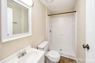 9456 Lexington Cir, Charlotte, NC 28213 - Photo 9