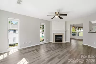 9213 Chastain Walk Drive, Charlotte, NC 28216 - Photo 5