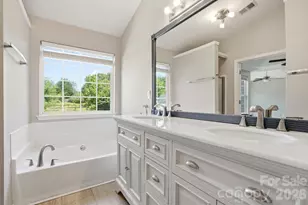 9213 Chastain Walk Dr, Charlotte, NC 28216 - Photo 29