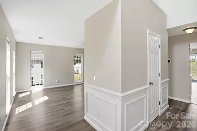 9213 Chastain Walk Drive, Charlotte, NC 28216 - Photo 3