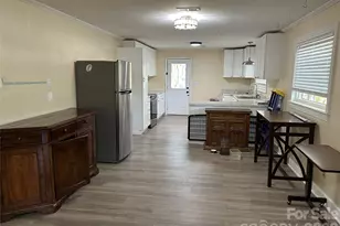 2307 Harris Henrietta Rd, Mooresboro, NC 28114 - Photo 17