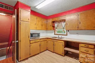 314 Westham Ridge Rd, Charlotte, NC 28217 - Photo 11