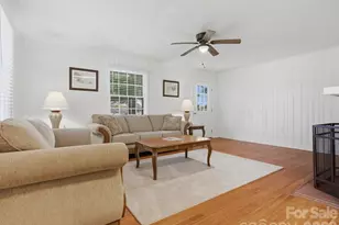 419 Knox St, Clover, SC 29710 - Photo 9