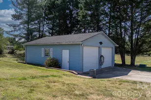 65 Pinewood Rd, Granite Falls, NC 28630 - Photo 35