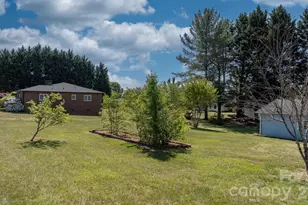 65 Pinewood Rd, Granite Falls, NC 28630 - Photo 11