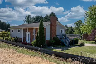 65 Pinewood Rd, Granite Falls, NC 28630 - Photo 5
