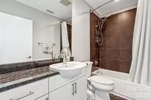 333 W Trade St, Charlotte, NC 28202 - Photo 23