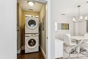 333 W Trade St, Charlotte, NC 28202 - Photo 25